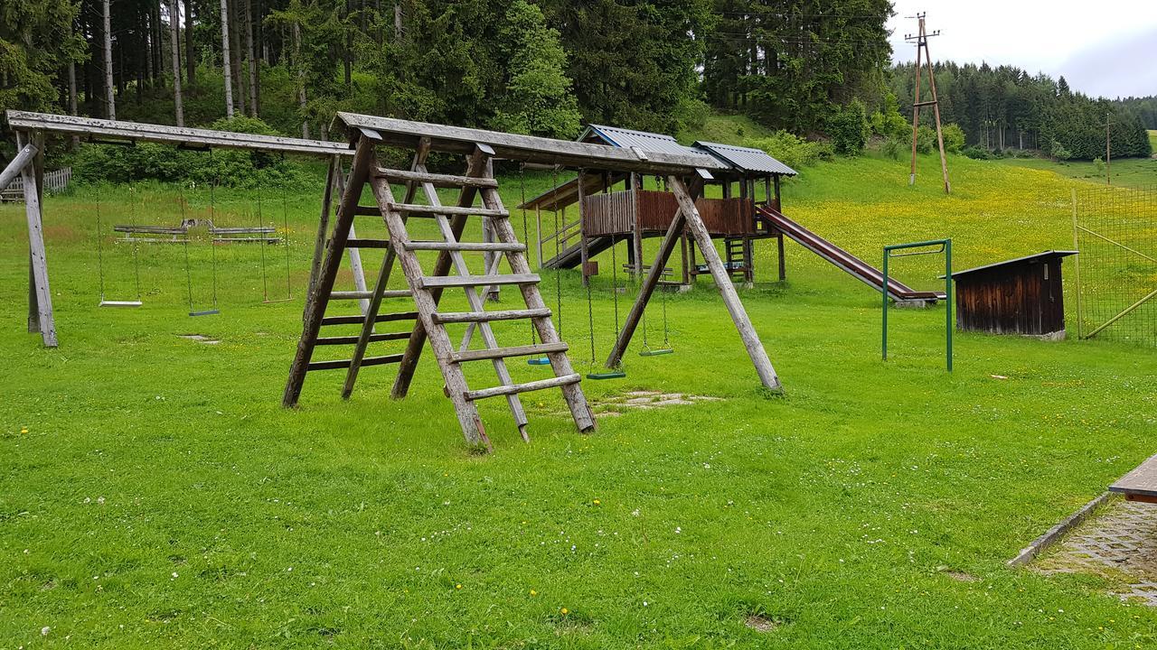 Готель Roseggerhof Sankt Kathrein am Hauenstein Екстер'єр фото